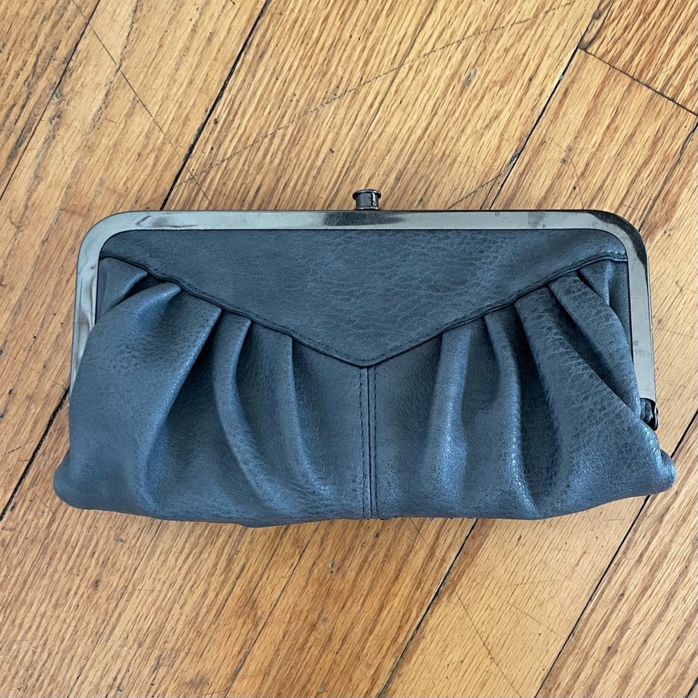 Simply Noelle Wallet With Multiple Compartments - image 2